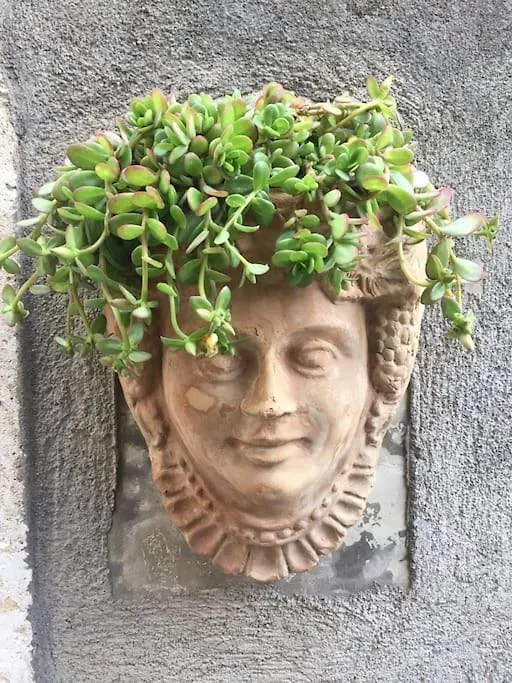 L' Angolo Dei Benedettini Catania 0*,  Italy